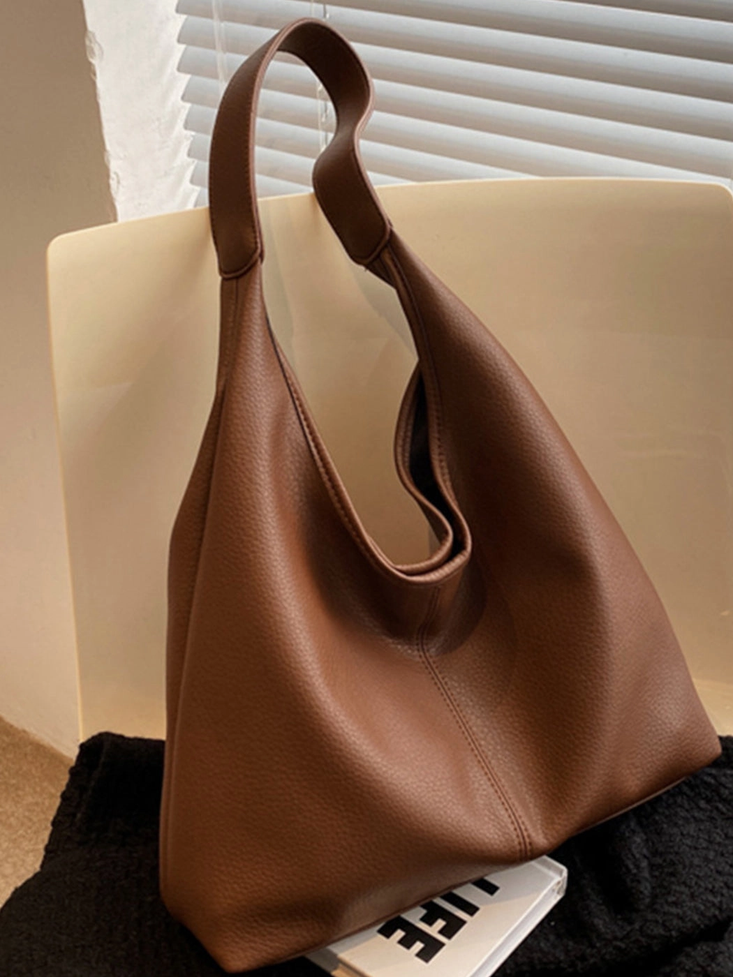 Capacious Versatile Single Shoulder Armpit Bag