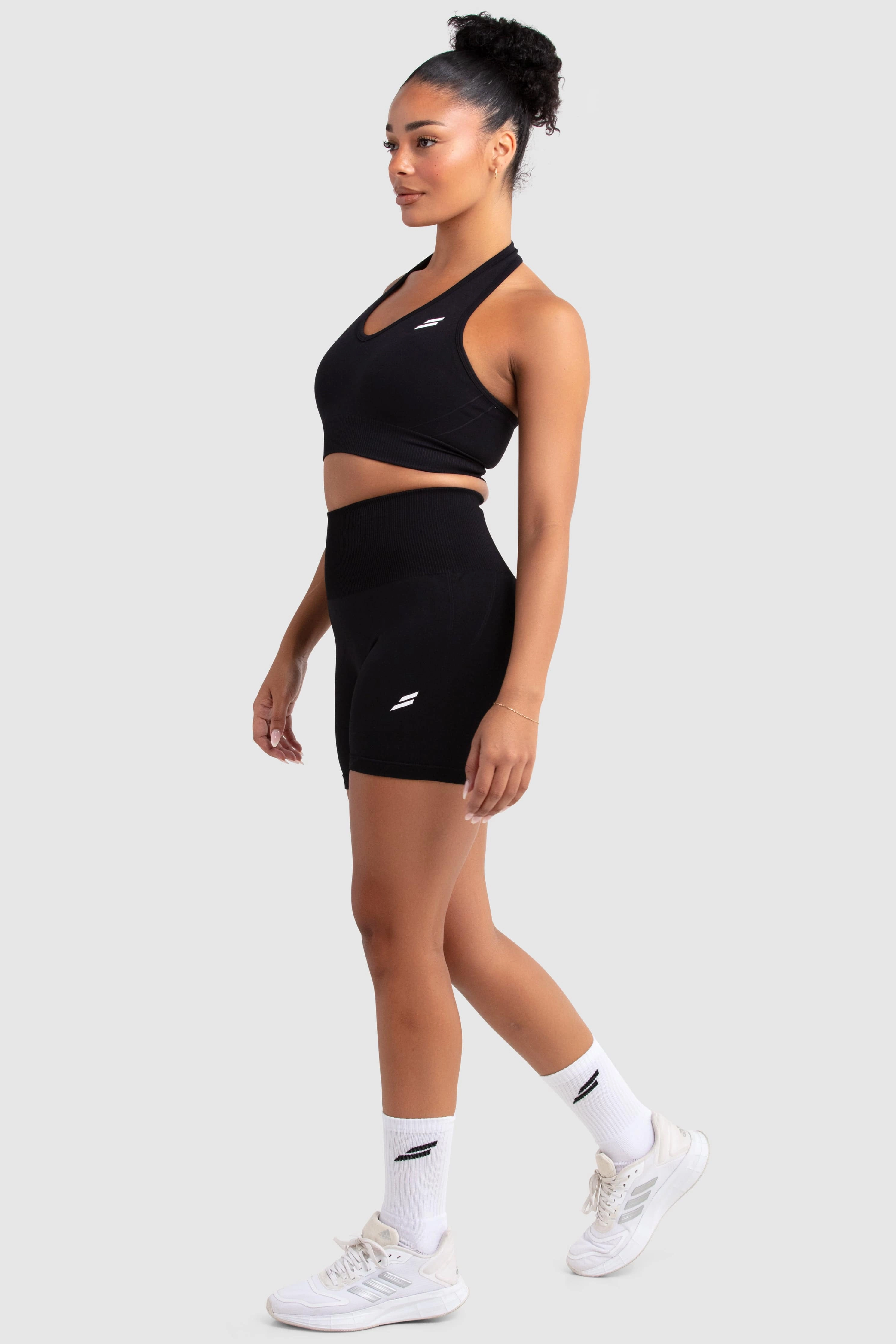 Hyperflex 2 Halter Neck Crop - Jet Black