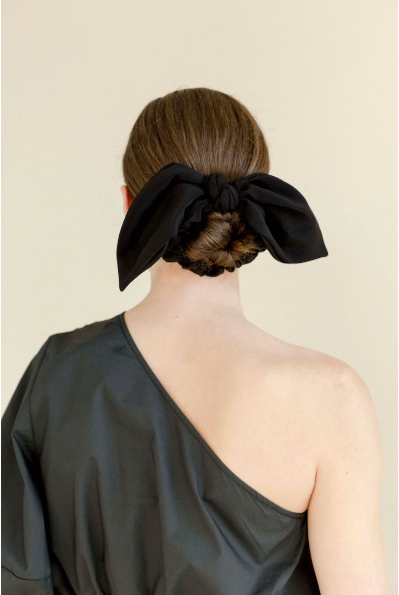 Petal Bow