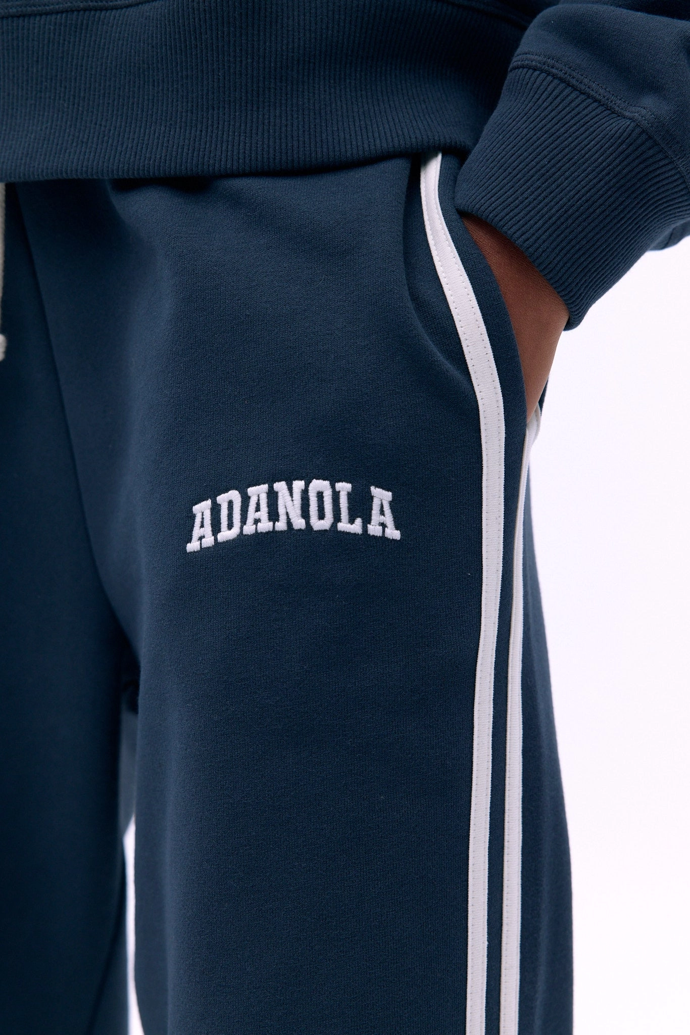 Varsity Loose Fit Sweatpants - Midnight Blue/Marshmallow White