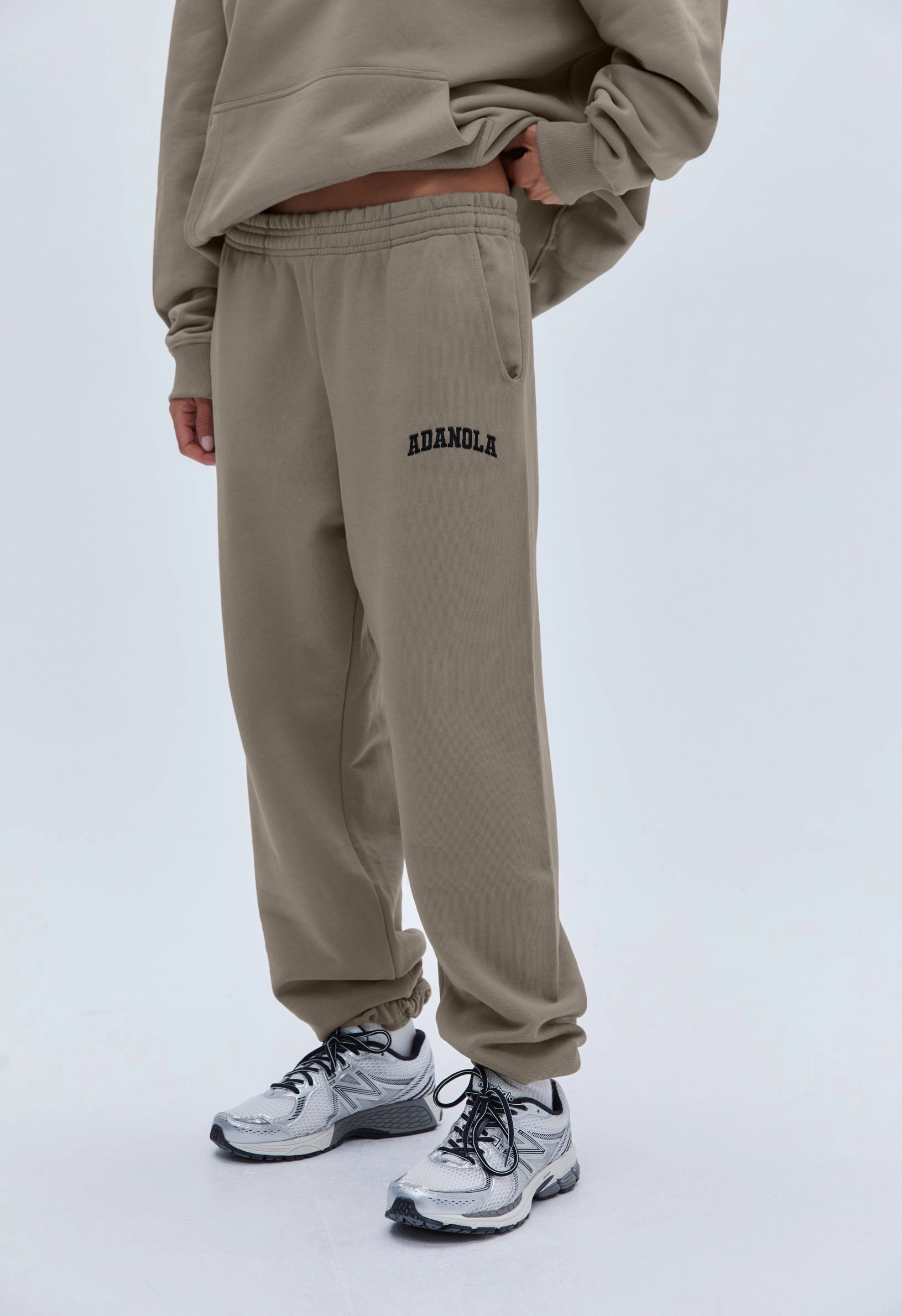 Varsity Sweatpants - Clay Beige